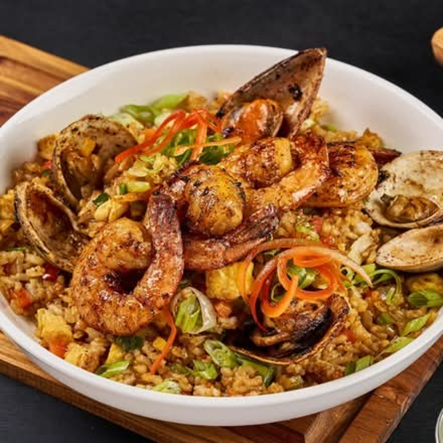 Arroz Chaufa Camarón (Peruvian Shrimp Fried Rice).