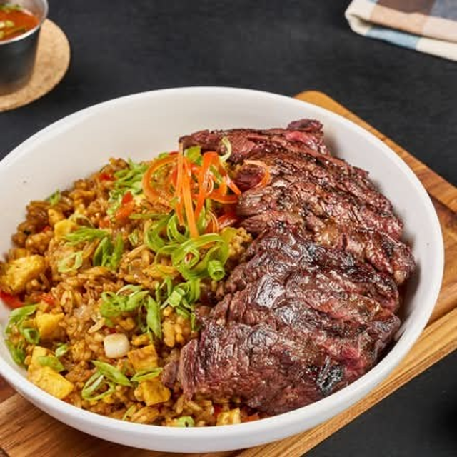 Arroz Chaufa Carne (Peruvian Skirt Steak Fried Rice).