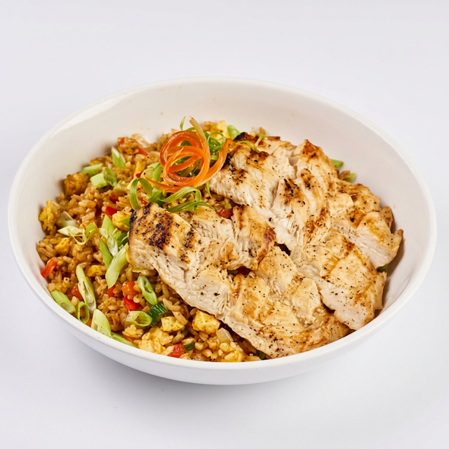 Arroz Chaufa Pollo (Peruvian Chicken Fried Rice)
