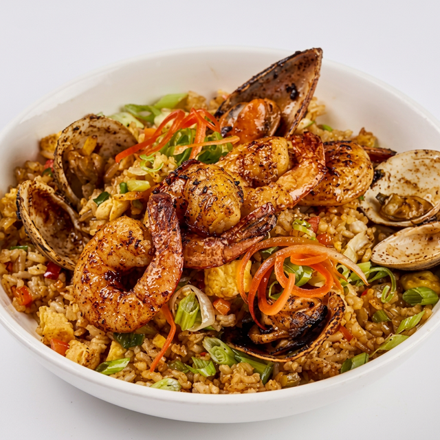 Arroz Chaufa Camarón (Peruvian Shrimp Fried Rice)